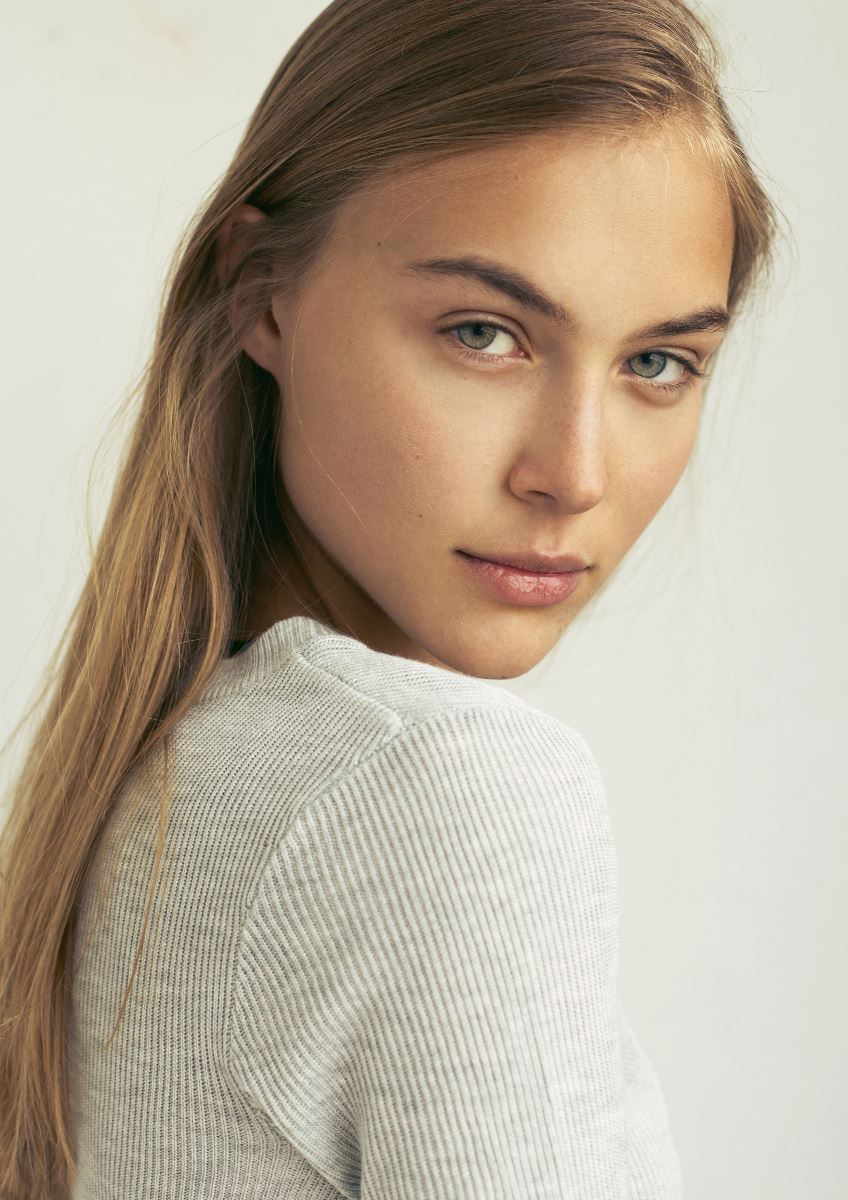 ZUZANNA SOBANSKA